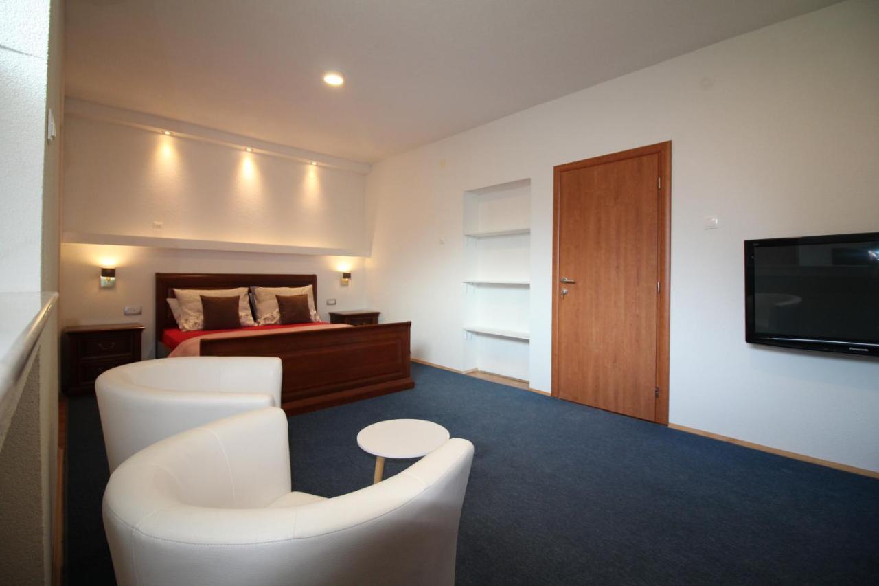 Apartment City Centre Free Parking 1&2 Floor Makarska Kültér fotó